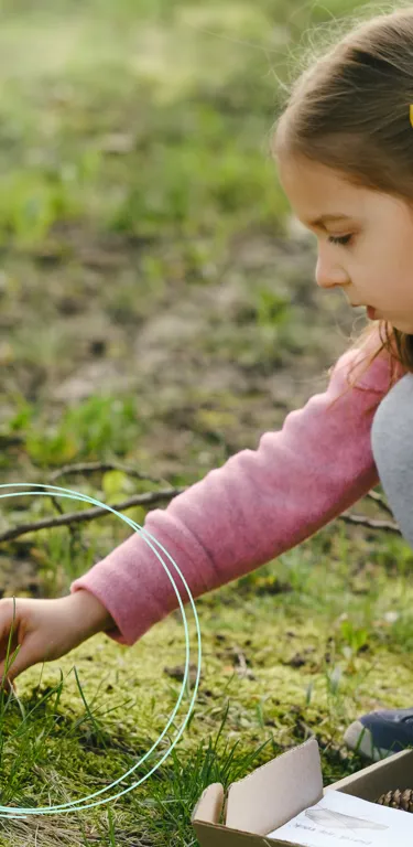 Comment utiliser le plein air pour soutenir le développement des fonctions exécutives de mon enfant ?